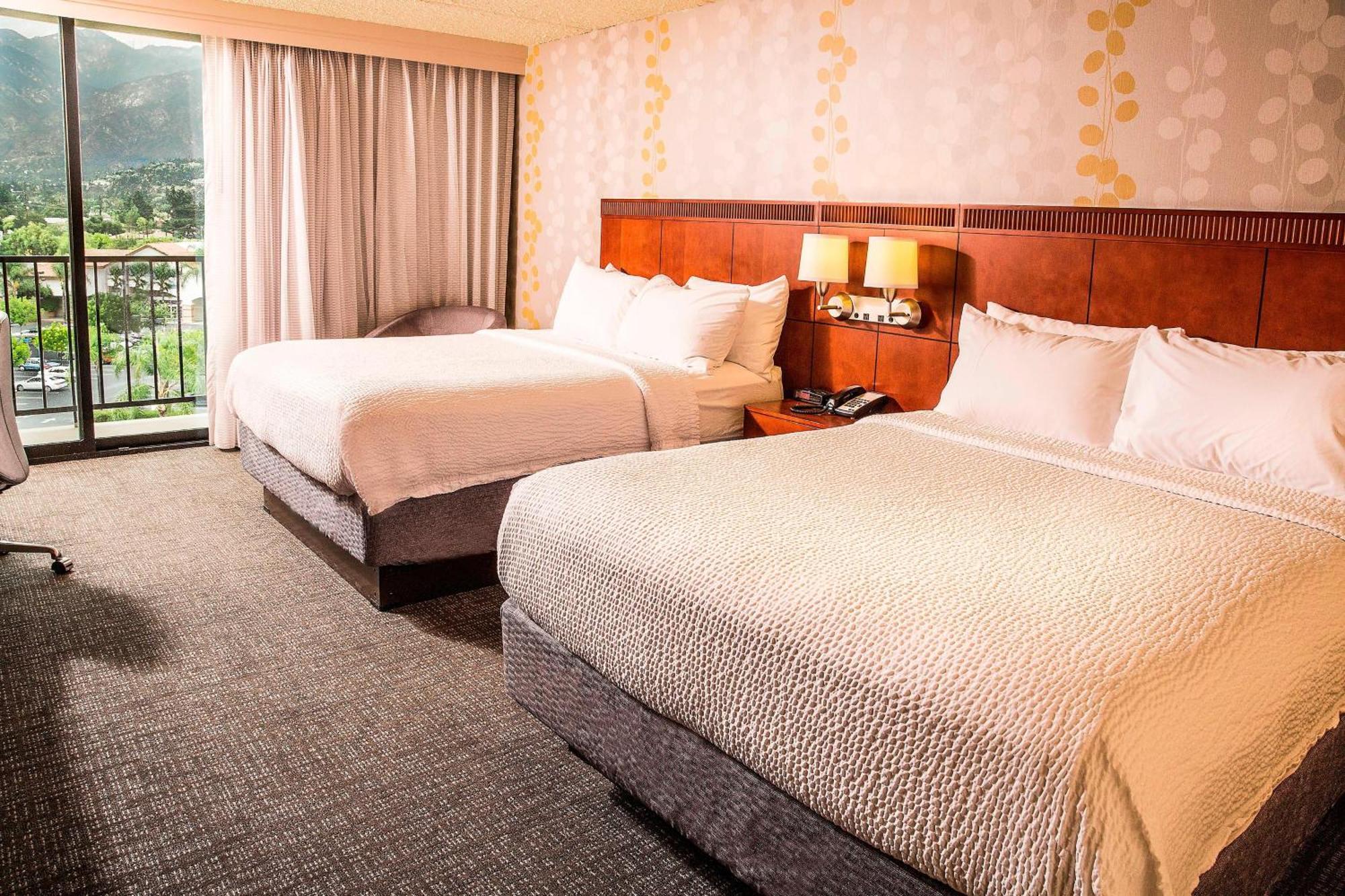 Courtyard By Marriott Los Angeles Pasadena/Monrovia Exterior photo